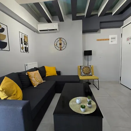 Gpx Clr - Liberty Duplex - Parking Appartement Larissa
