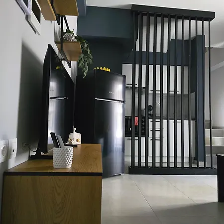 Gpx Clr - Liberty Duplex - Parking Apartment *