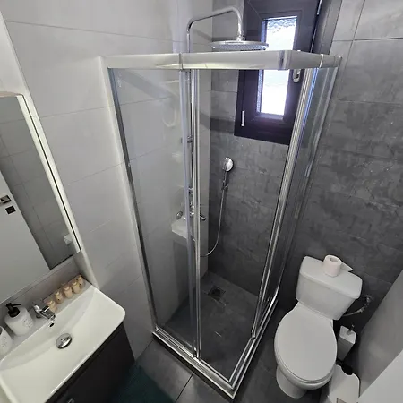 Apartment Gpx Clr - Liberty Duplex - Parking