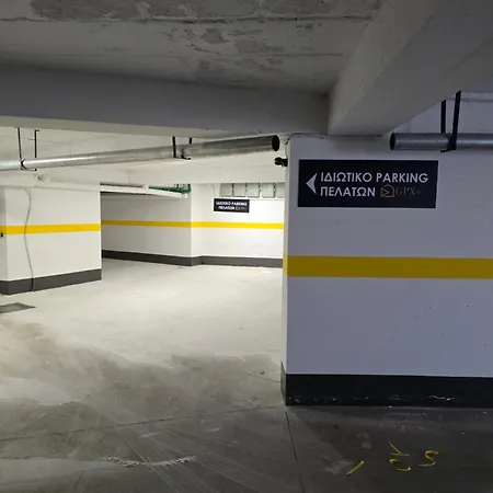 Gpx Clr - Liberty Duplex - Parking Appartement Larissa