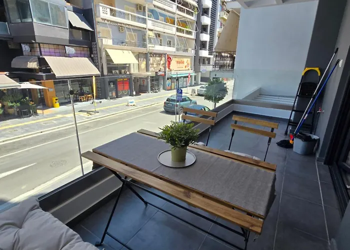 Gpx Clr - Liberty Duplex - Parking Apartment *